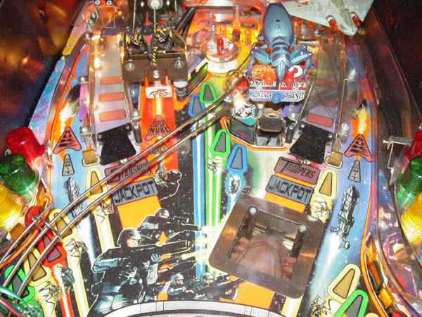 Starship Troopers Pinball By Sega - Photo