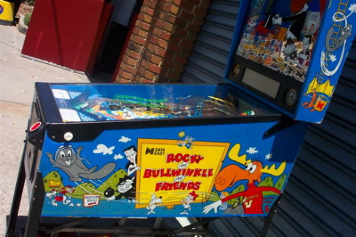 Rocky and Bullwinkle Pinball By Data East